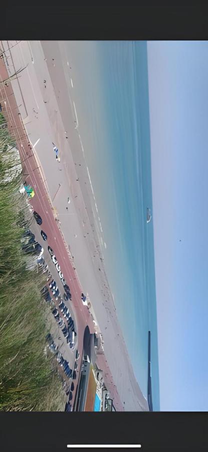 Le Petit Fute 112 Apartment Biville-sur-Mer ภายนอก รูปภาพ